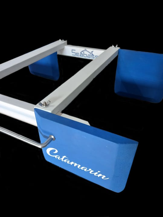 Catamarın Mavi / Beyaz